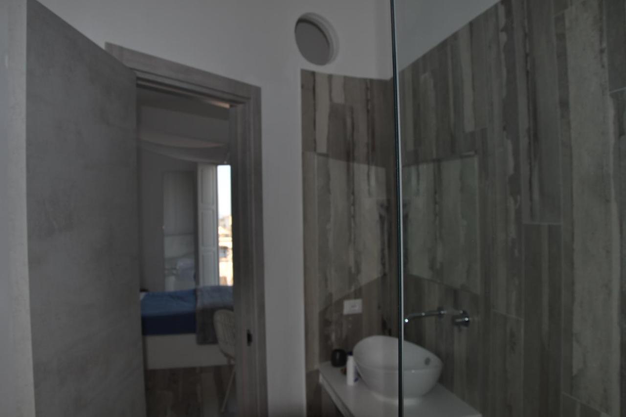 Quintessenza - Charme Rooms Vieste Bagian luar foto